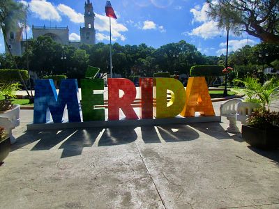 Merida Sign